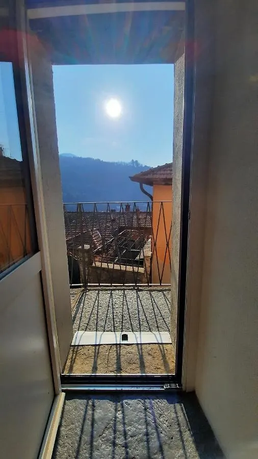 Casa Alla Fontana Faggeto Lario Appartement