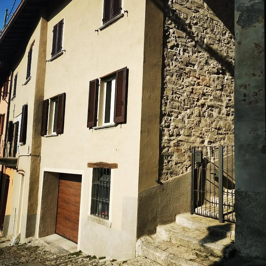 Casa Alla Fontana Faggeto Lario