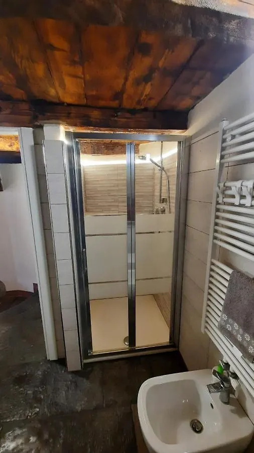 Casa Alla Fontana Faggeto Lario 0*,