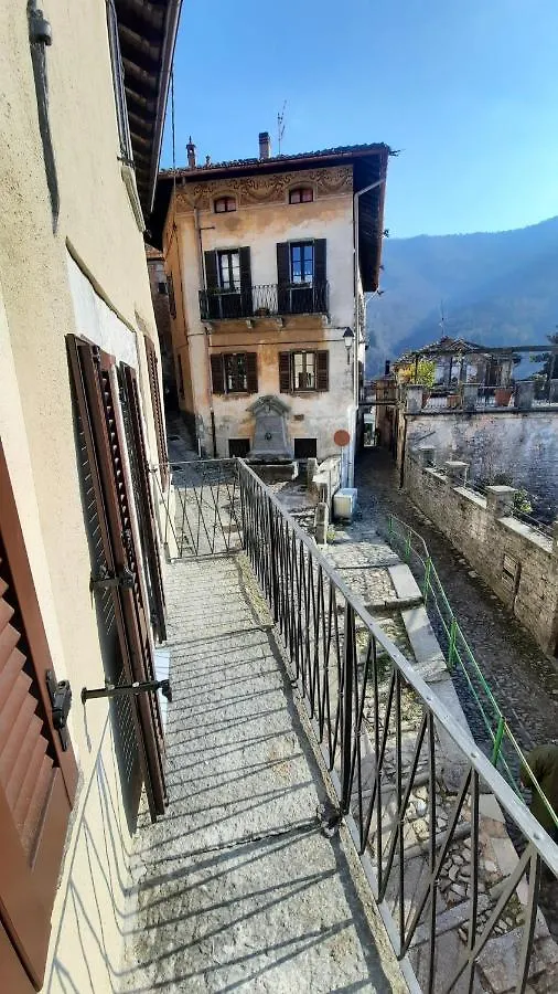 Casa Alla Fontana Faggeto Lario Italy